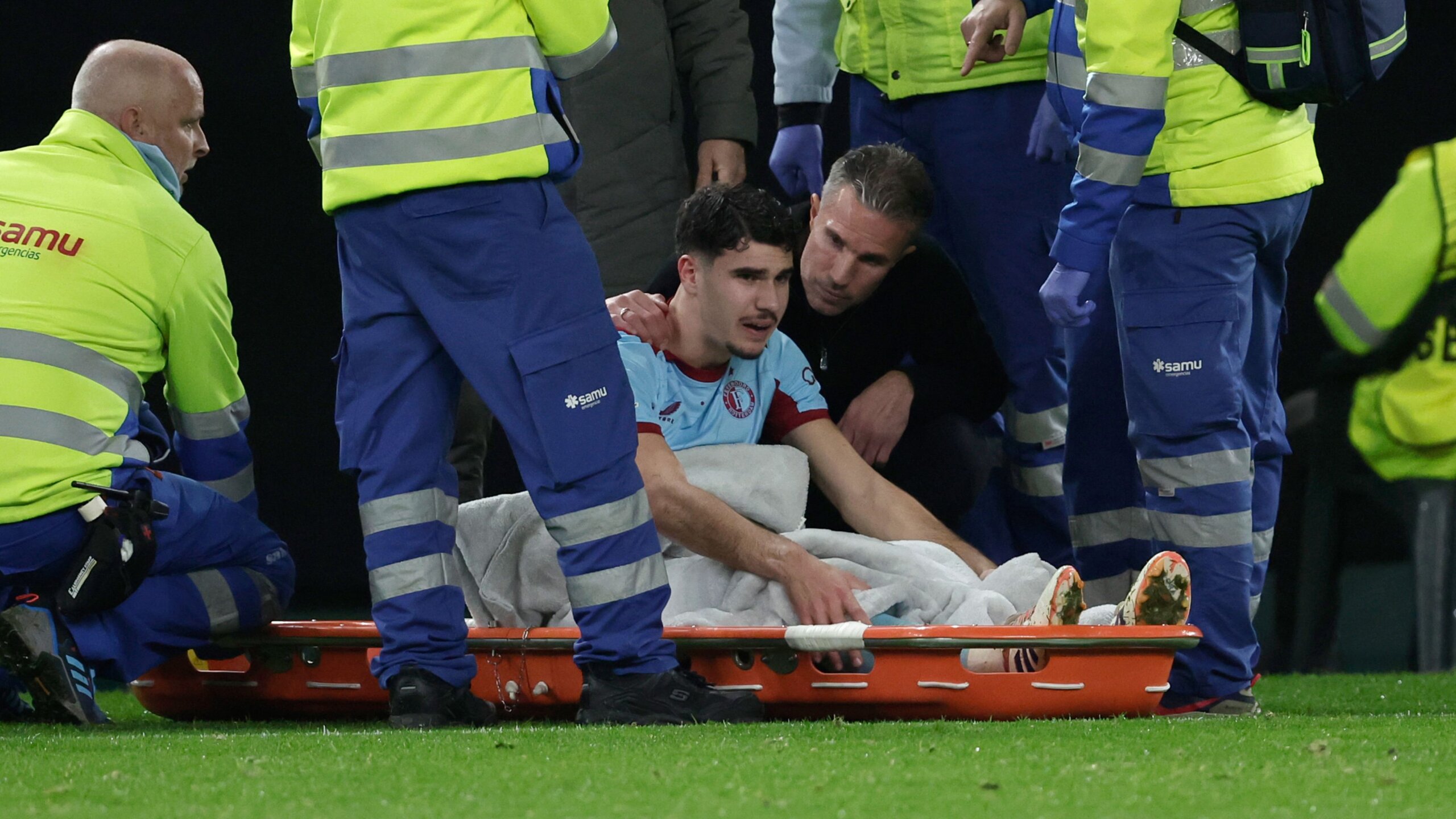 Van Persie Heartbroken by Son Shaqueel's Serious Knee Injury 1 GettyImages 2258446231 scaled