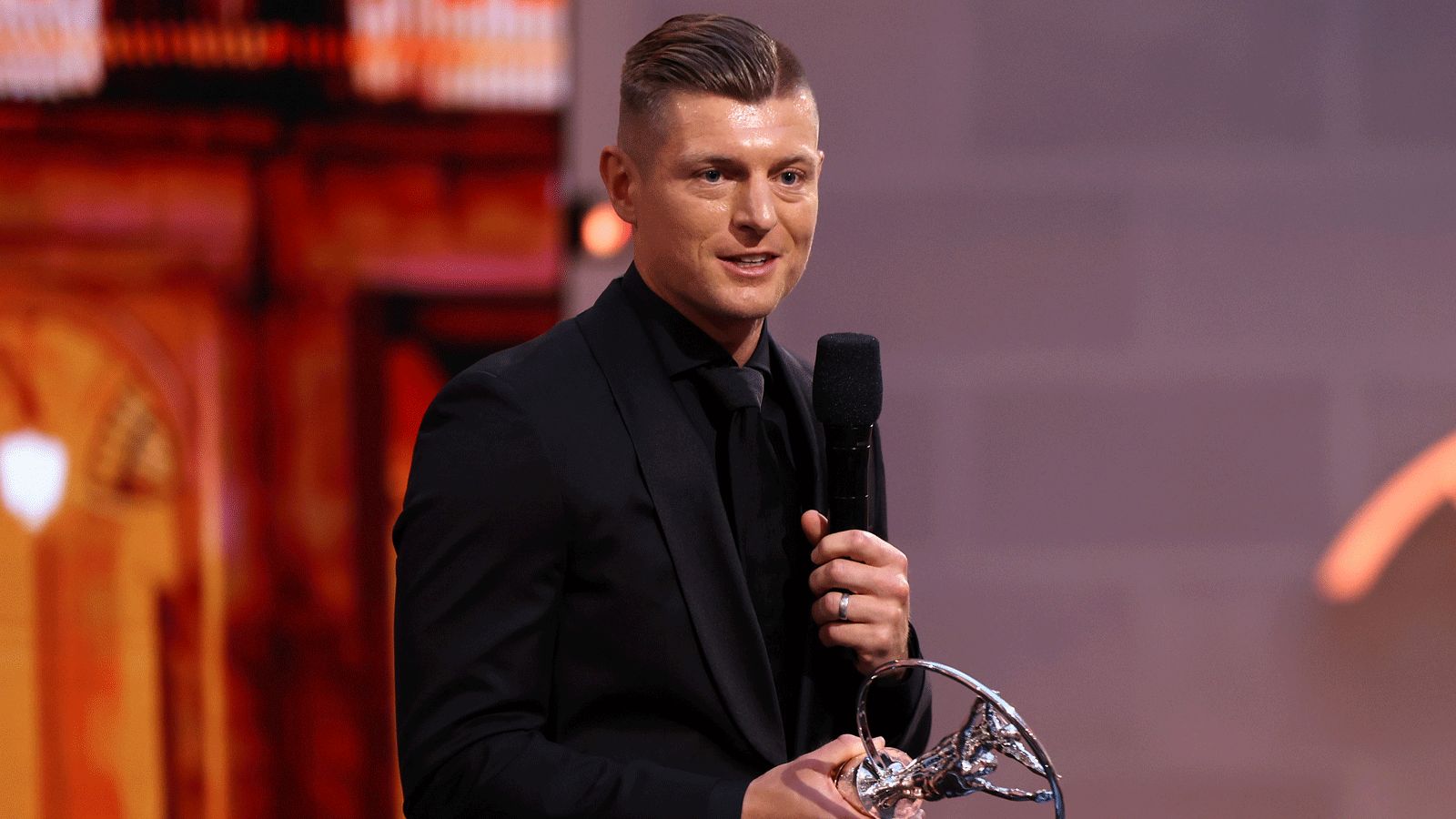 Kroos Dismisses Real Madrid Comeback Rumors After Laureus Win 6 06 13