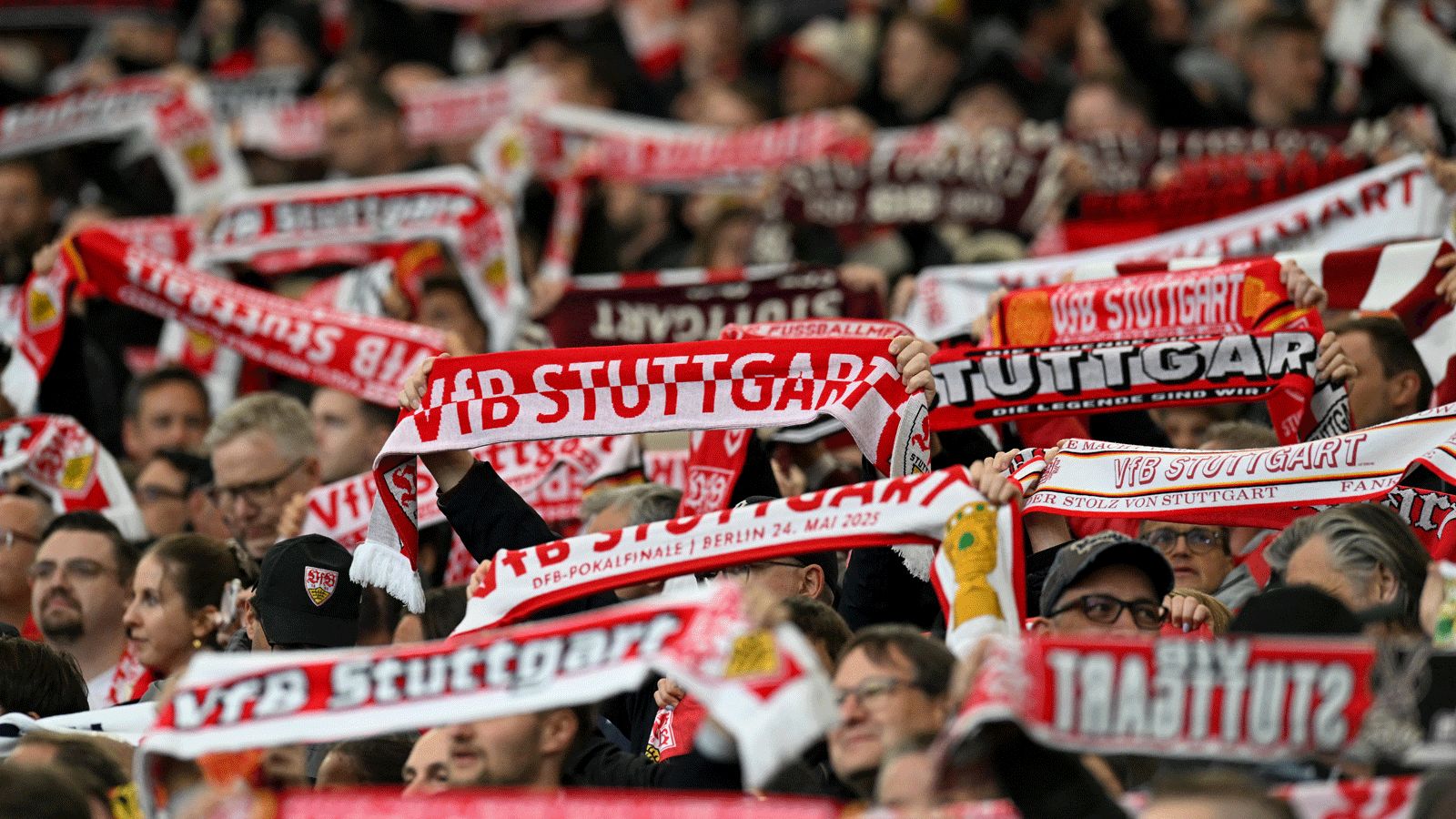 Stuttgart Ultras Clash With Bayern Fans Before Southern Derby 8 06 5