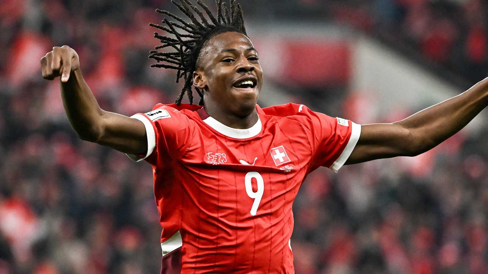 Johan Manzambi Transfer: Bayern Eye Freiburg Star 10 1600 25