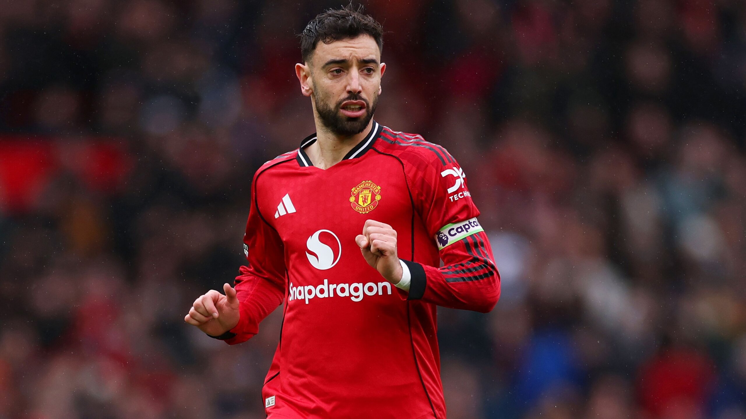 Bruno Fernandes Ballon d'Or Claims Ignite Man Utd Debate 9 GettyImages 2266690918 scaled