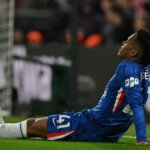 Estevao Willian Injury Adds to Chelsea Woes in Man Utd Defeat 3 GettyImages 2271405309