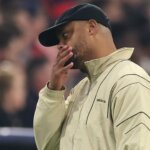 Serge Gnabry Injury Deals Blow to Bayern Munich's Title Push 2 GettyImages 2271513438