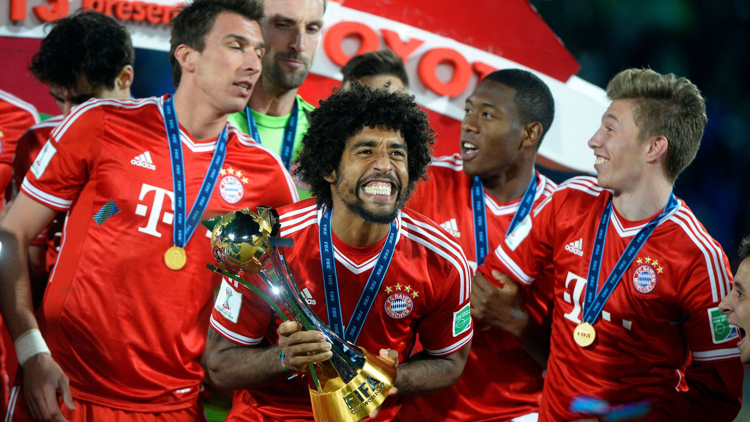 Dante Returns to Bayern Munich as U23 Head Coach 9 GettyImages 458768103 scaled