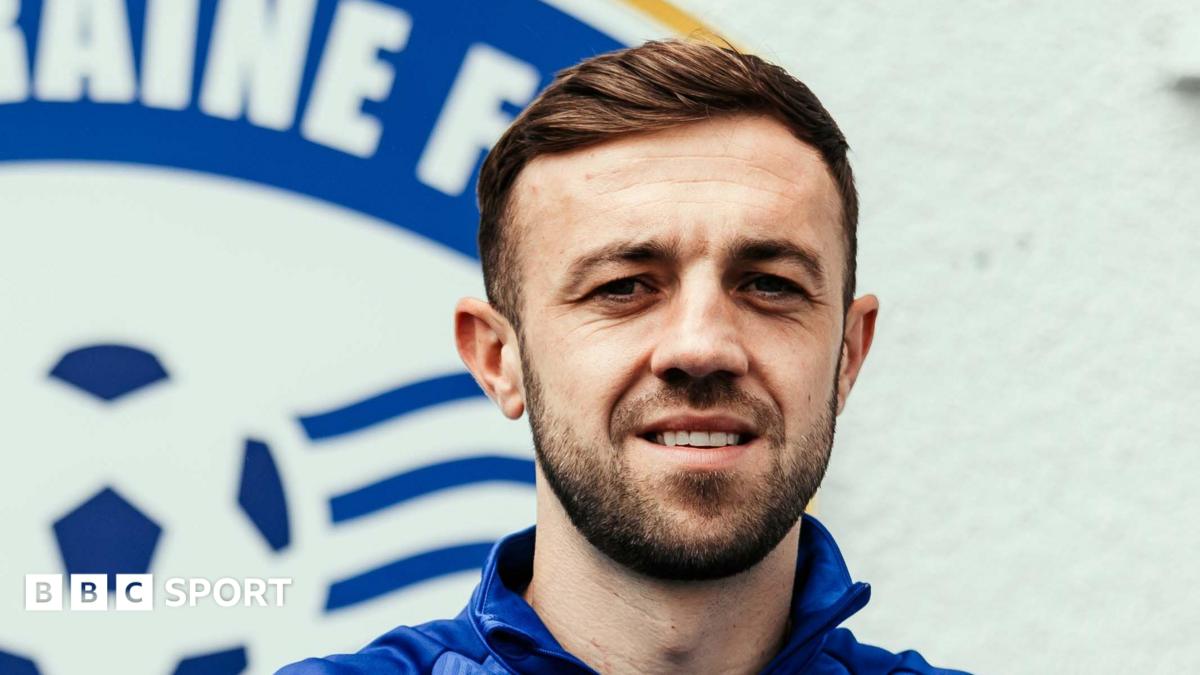 Coleraine bring Conor McMenamin back to the Irish Premiership in permanent move from St Mirren 1 644843e0 6ef0 11f1 a7a9 933904bed770