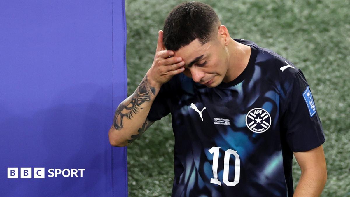 Miguel Almiron makes unwanted World Cup history after red card for covering his mouth 1 734838a0 6c5c 11f1 8e1d bbbb1017d210