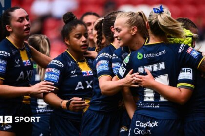 Leeds Rhinos move second after convincing win at St Helens 6 ac977a60 6d6c 11f1 94dc d38f4c4f9304