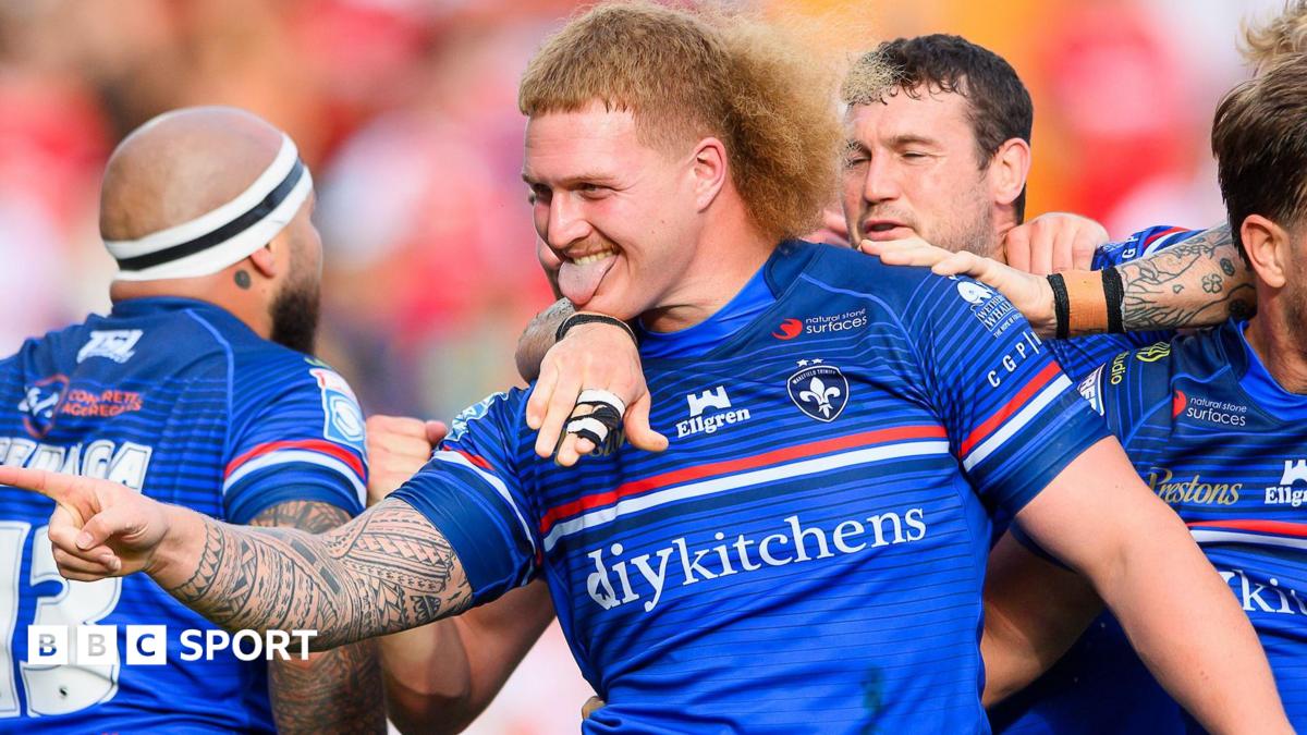 Wakefield stun Hull KR as Faatili double ends home winning run 1 08958ea0 7d54 11f1 8dd5 cdcf1477b2dd