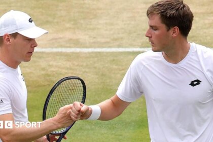 Henry Patten and Harri Heliovaara keep Wimbledon title defence alive with comeback to reach semi-finals 3 91259be0 7a41 11f1 bc29 738b6960c215