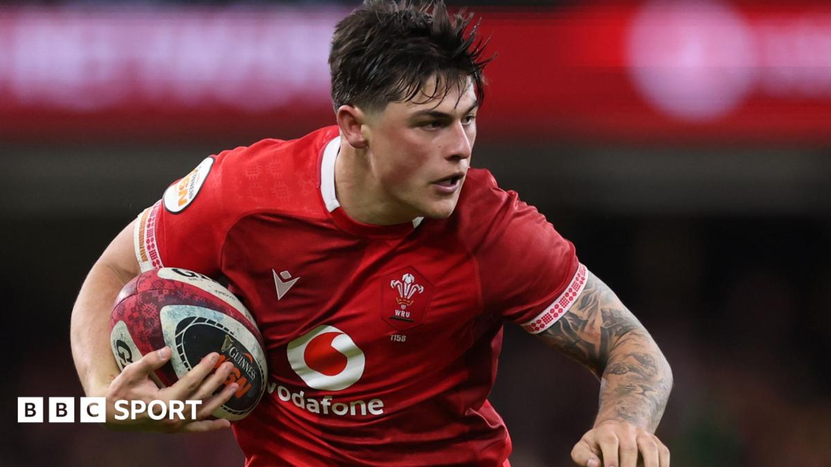 Louis Rees-Zammit switches back to wing as Wales prepare for Fiji opener 1 b286c900 75ee 11f1 a627 714adb4eed6e