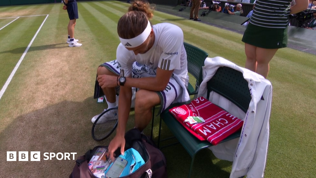 Why Alexander Zverev has been seen using his phone at Wimbledon 1 cb033940 7c75 11f1 b976 0b9c15b0ccfc